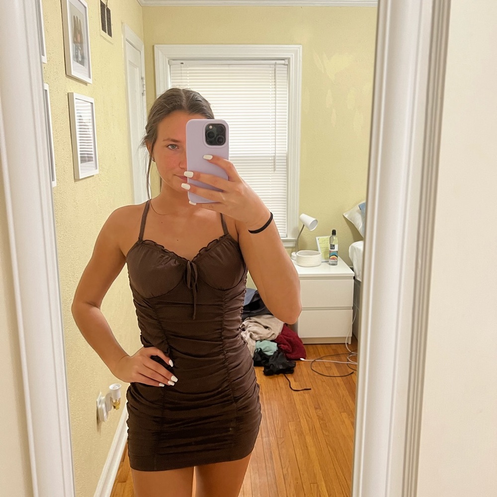 H&M Brown Ruched Dress - Picture 2 of 3